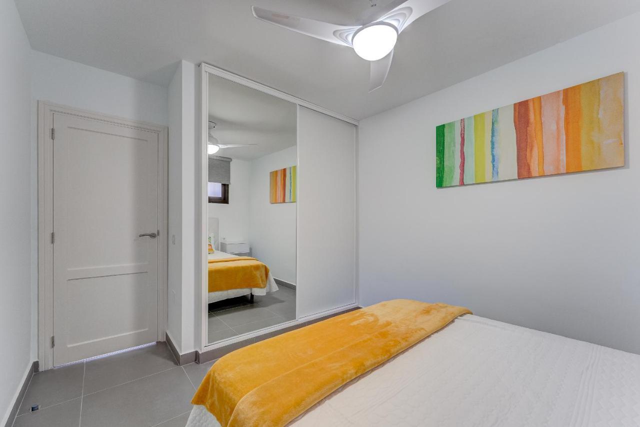 Buenavista Sunflower Apartment In Playa La Arena Puerto de Santiago  Exterior photo